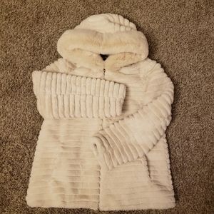 Liz Claiborne faux fur coat